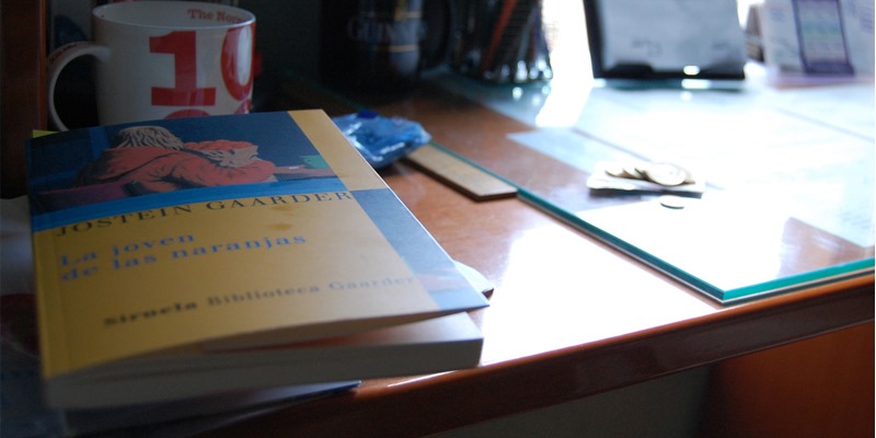 la-joven-de-las-naranjas