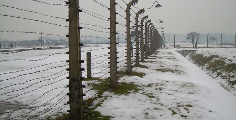 alambrada-campo-de-concentracion-nazi