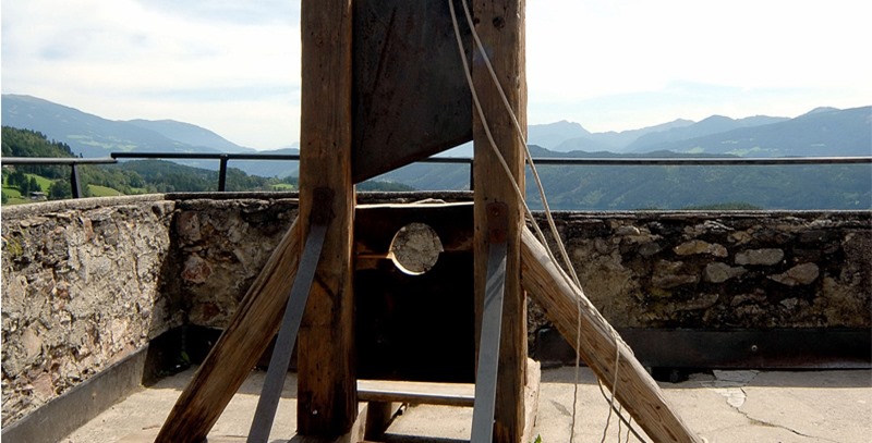 guillotina-revolucion-francesa guillotina-revolucion-francesa