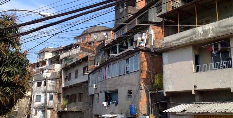 favela-de-rio-de-janeiro favela-de-rio-de-janeiro
