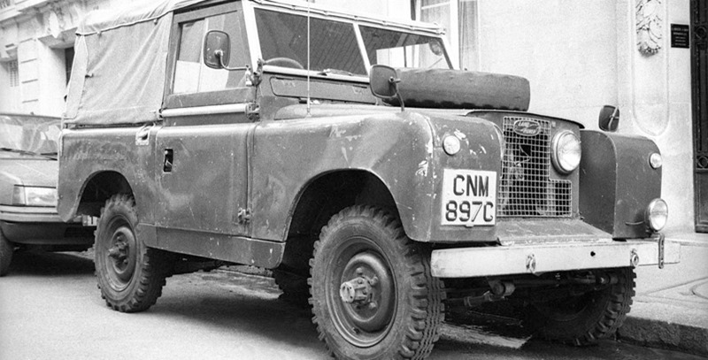 landrover-policia-armada