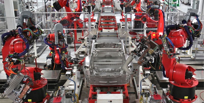 robots-factoria-tesla
