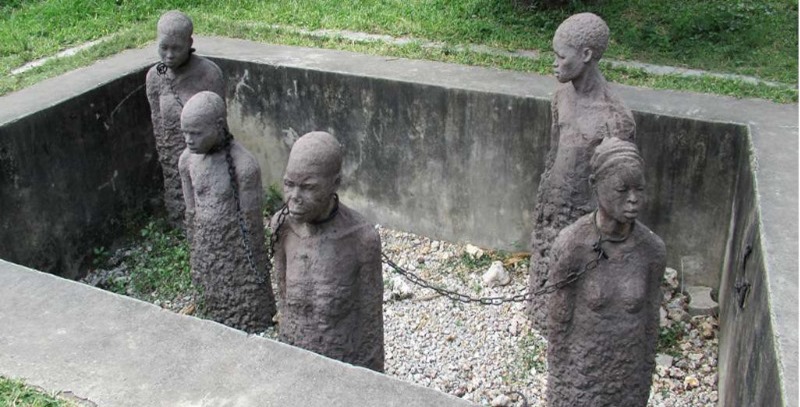 monumento esclavitud en tanzania
