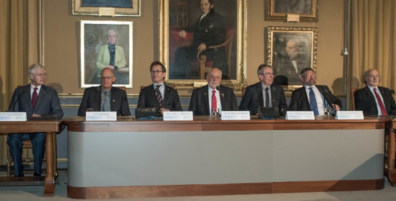 premios nobel 2016